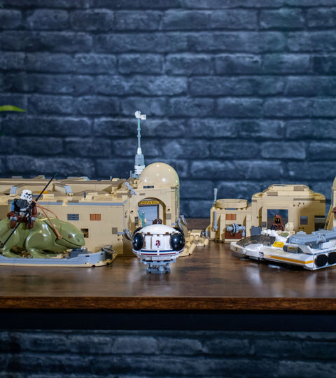 Review: Official Set 75290 - Mos Eisley Cantina™